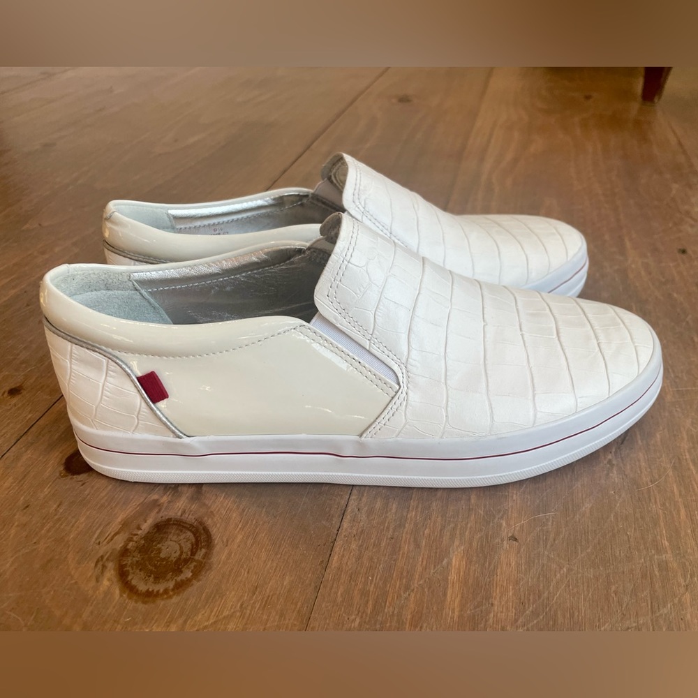 Marc Joseph contemporary slip on sneaker, size 9.5